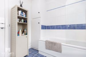 Photo 11- click for photo gallery